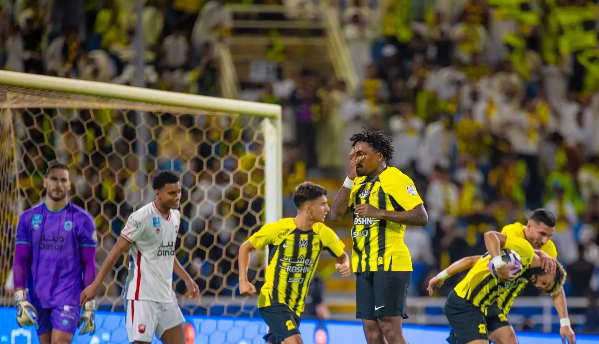 رسميًا.. الاتحاد بطلاً لدوري روشن السعودي للمرة العاشرة بعد فوز مستحق على الرائد